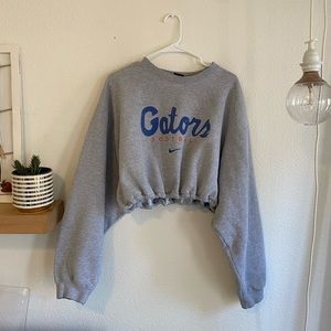 Nike cropped crewneck!